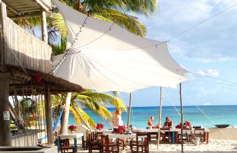 Enjoy a delicous meal at one of Akumal Beache's delicous Mexican restaraunts